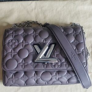 Used Condition Authentic Louis Vuitton Mastic Matelassé  Blossom MM Twist